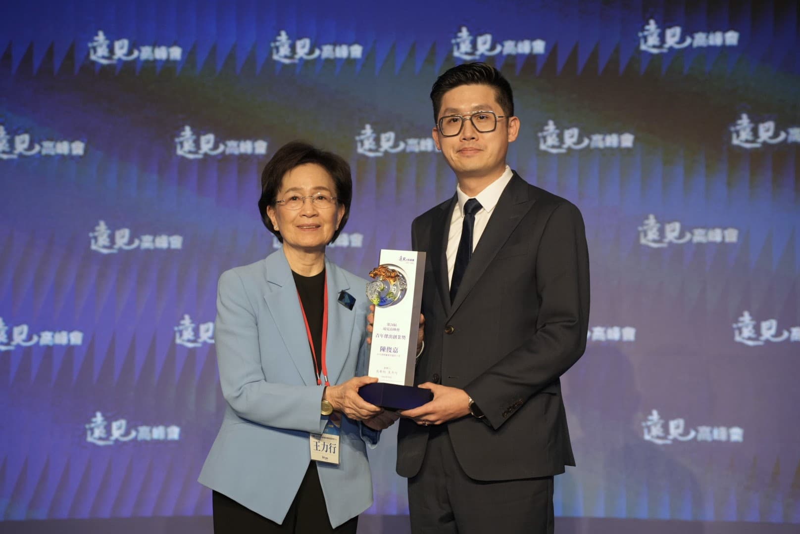 H2U永悅健康董事長暨執行長陳俊嘉榮獲2026《遠見》青年傑出創業獎，十三年串聯數位健康生態系，以科技延長健康餘命